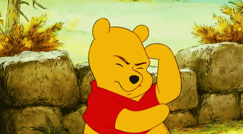 gif de Winnie The Pooh tocándose la cabeza 