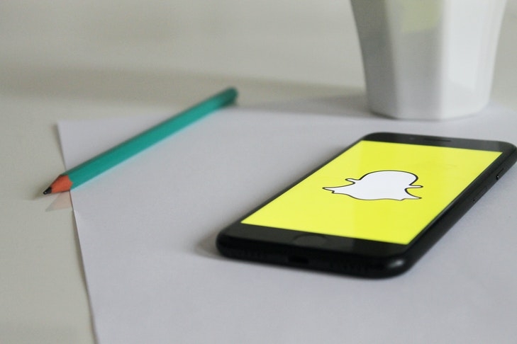 Vai “in onda”: utilizzare Instagram Stories, Facebook Live e Snapchat per coinvolgere il pubblico